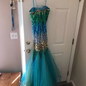 Prom dress